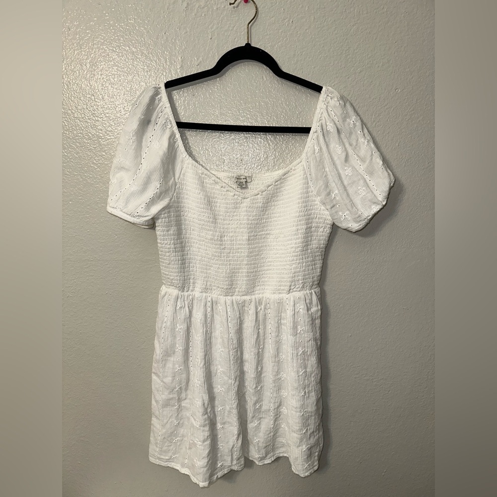 American Eagle White Puff Sleeve Dress